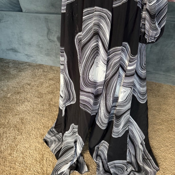 abstract printed 3d rose one shoulder maxi dress with slit - Picture 5 of 8